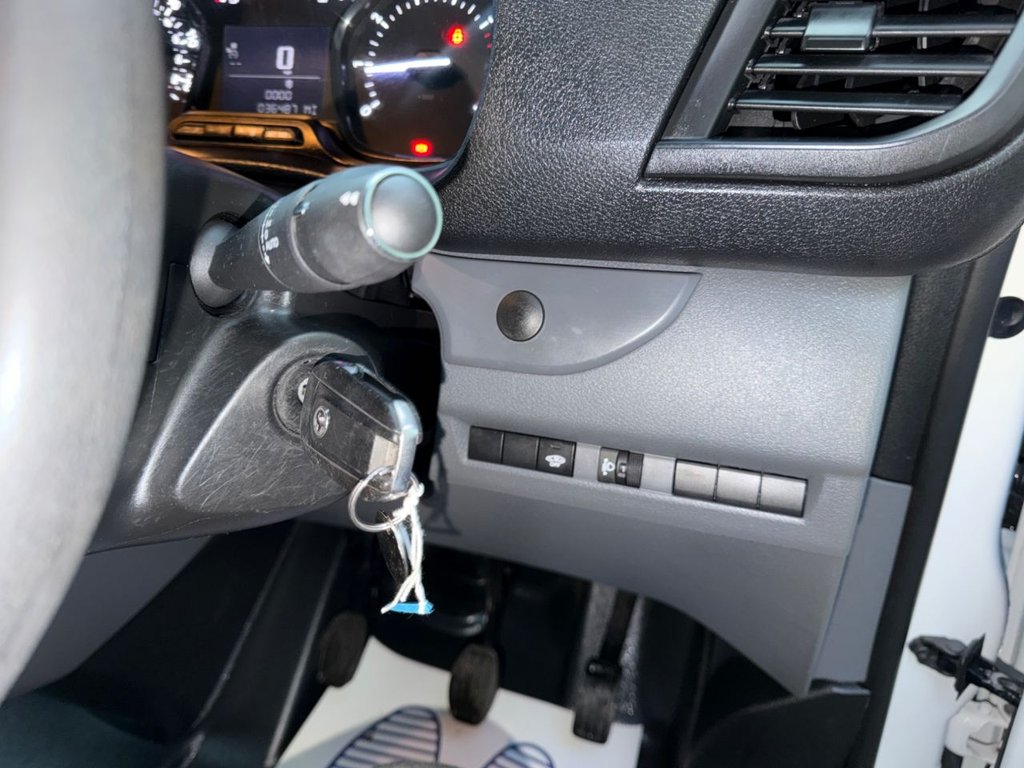 Used Vauxhall Vivaro 2020 for sale - 77642239: Photo 37