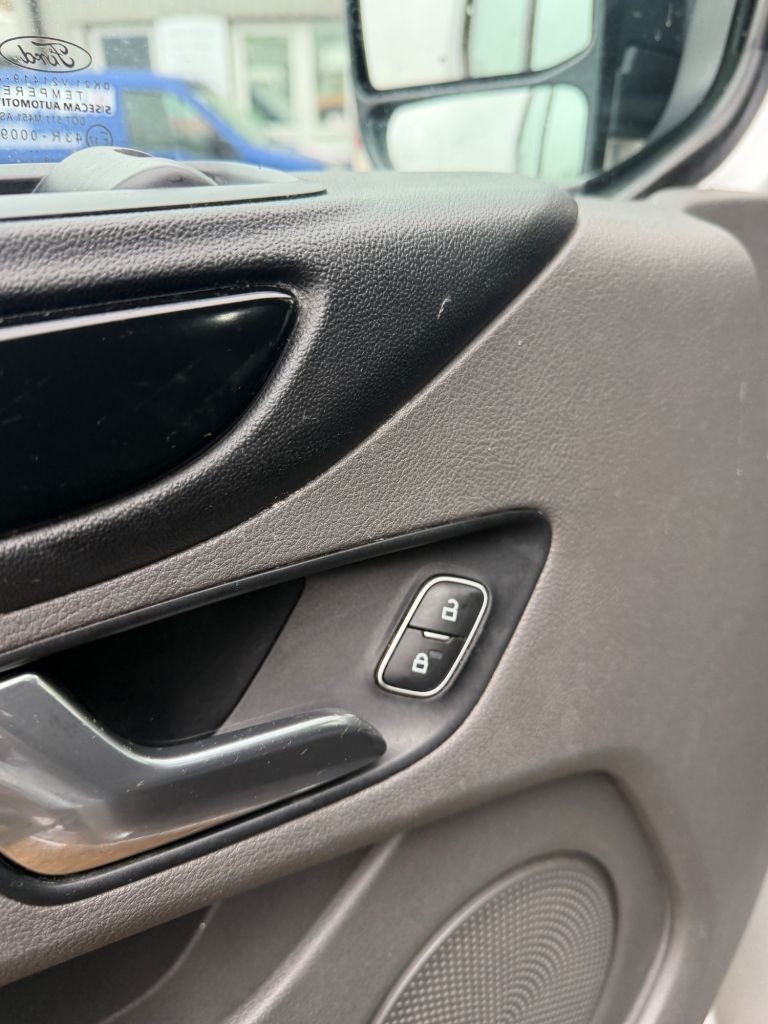 Used Ford Transit Custom 2018 for sale - 77547036: Photo 28