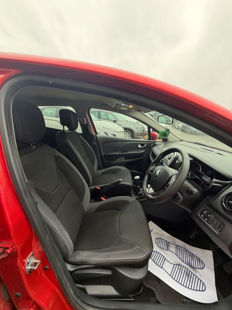 Used Renault Clio 2018 for sale - 77547342: Photo 15