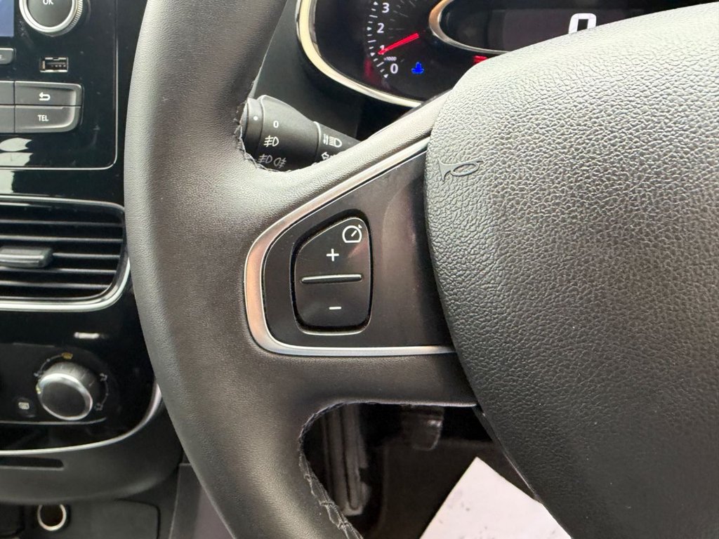 Used Renault Clio 2018 for sale - 77547342: Photo 35