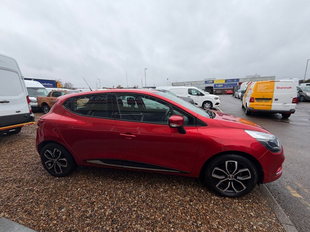 Used Renault Clio 2018 for sale - 77547342: Photo 6