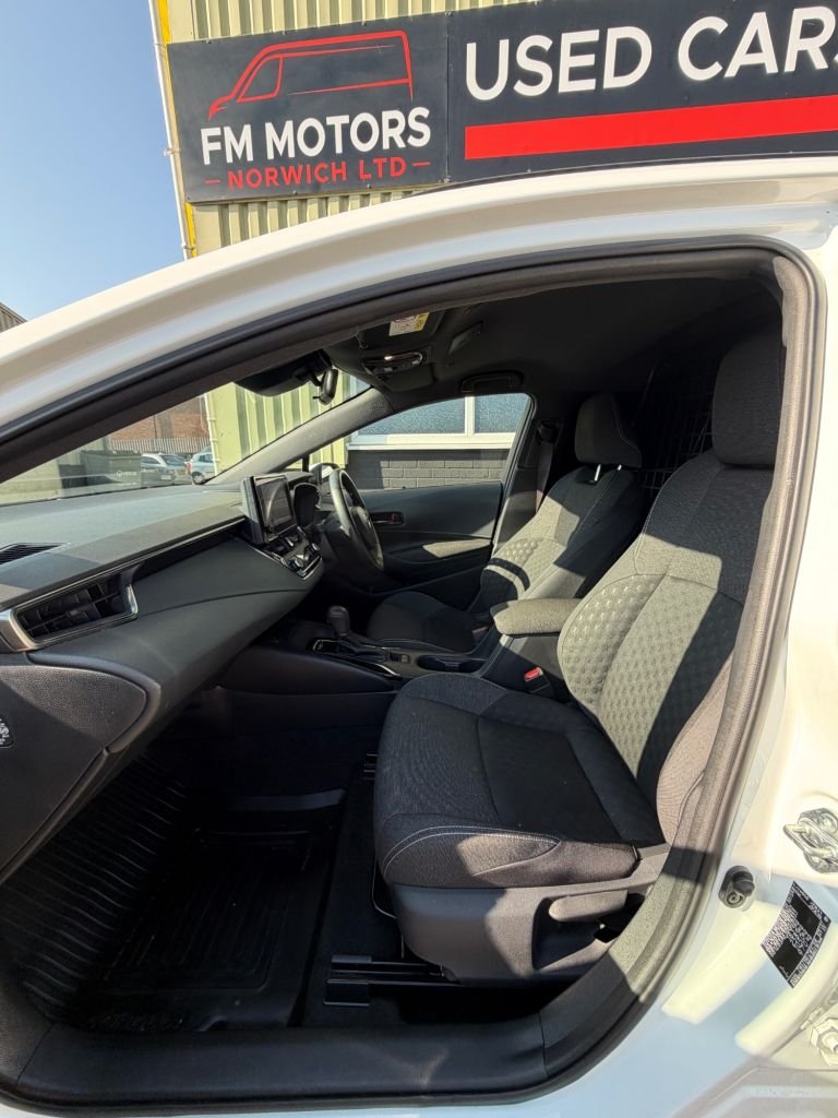 Used Toyota Corolla 2023 for sale - 77720153: Photo 31