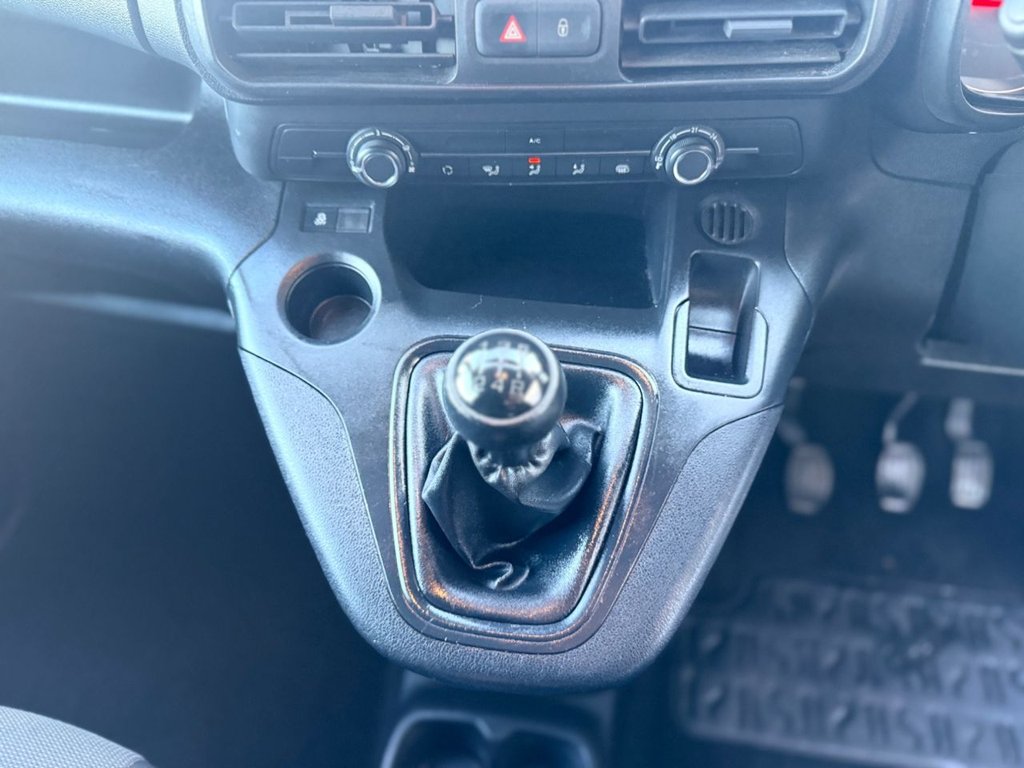 Vehicle 29