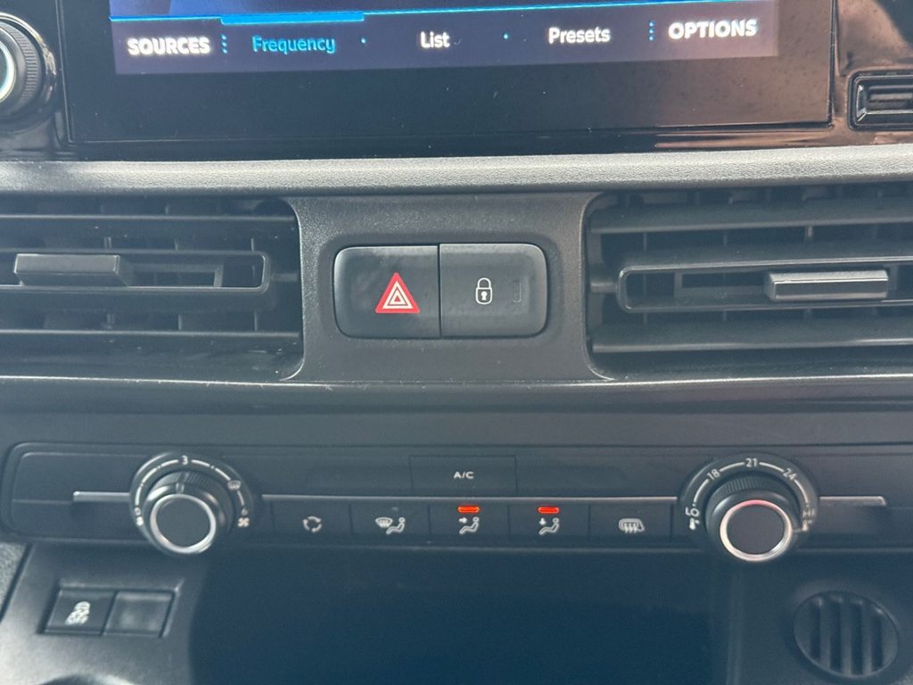 Used Peugeot Partner 2019 for sale - 76323523: Photo 29