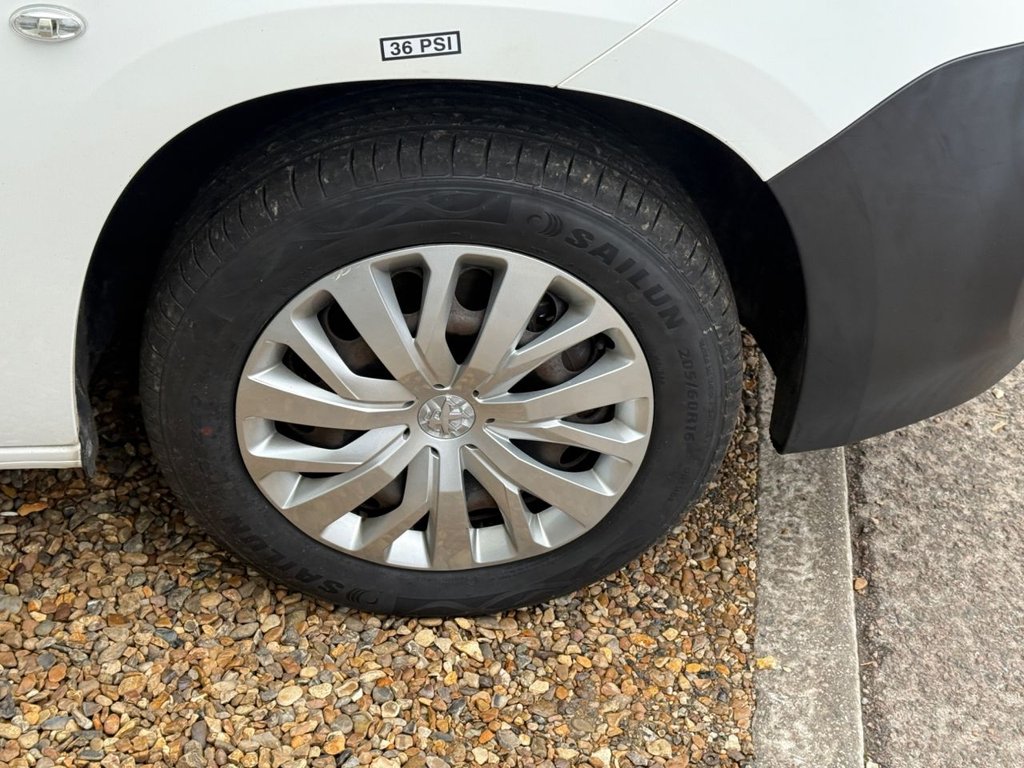 Used Peugeot Partner 2019 for sale - 76323523: Photo 43