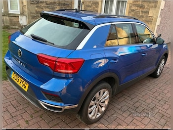 Used Volkswagen T-Roc 2019 for sale - 78215342: Photo