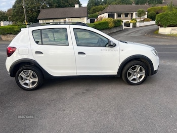 Used Dacia Sandero Stepway 2017 for sale - 76123313: Photo
