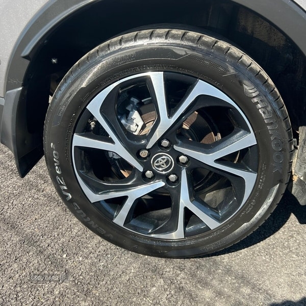 Used Toyota C-HR 2019 for sale - 74691372: Photo 4