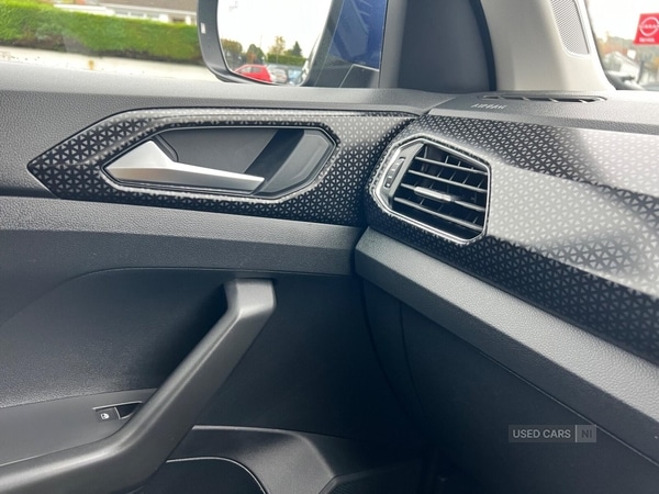 Used Volkswagen T-Cross 2022 for sale - 76240631: Photo 12