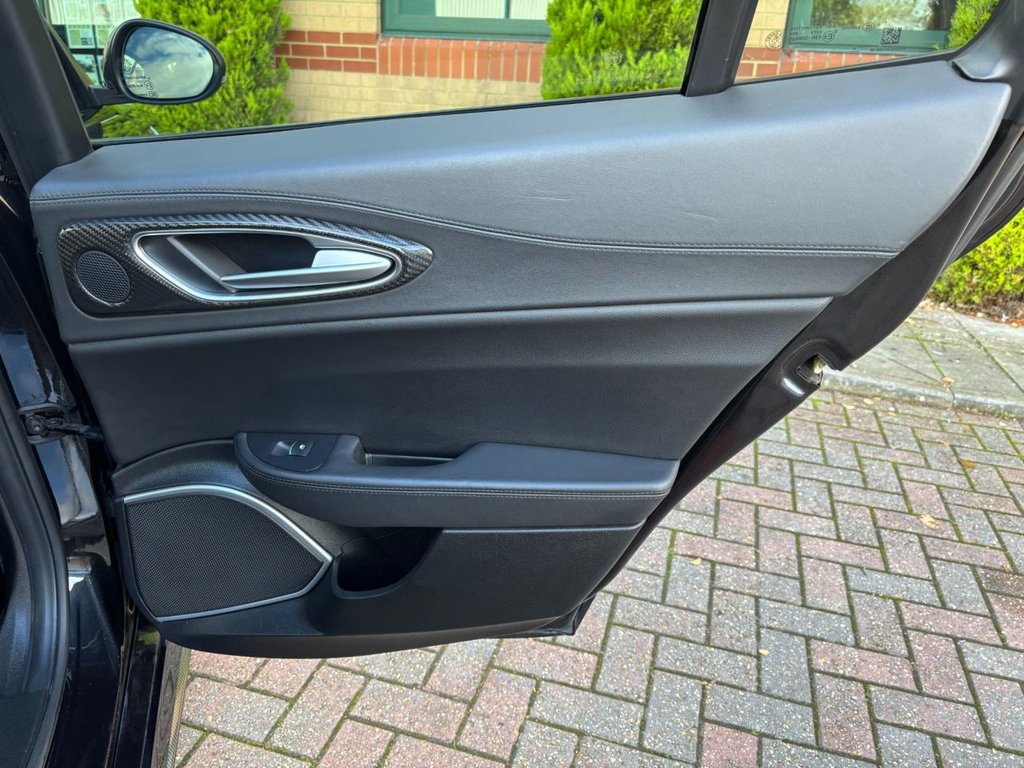 Used Alfa Romeo Giulia 2017 for sale - 76647171: Photo 49