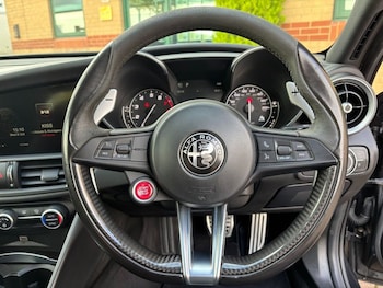 Used Alfa Romeo Giulia 2017 for sale - 76647171: Photo