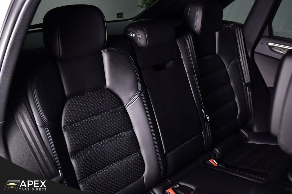 Used Porsche Macan 2018 for sale - 77188663: Photo 23