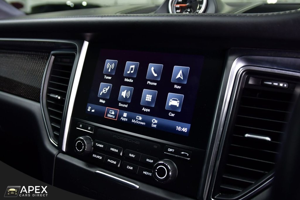 Used Porsche Macan 2018 for sale - 77188663: Photo 28