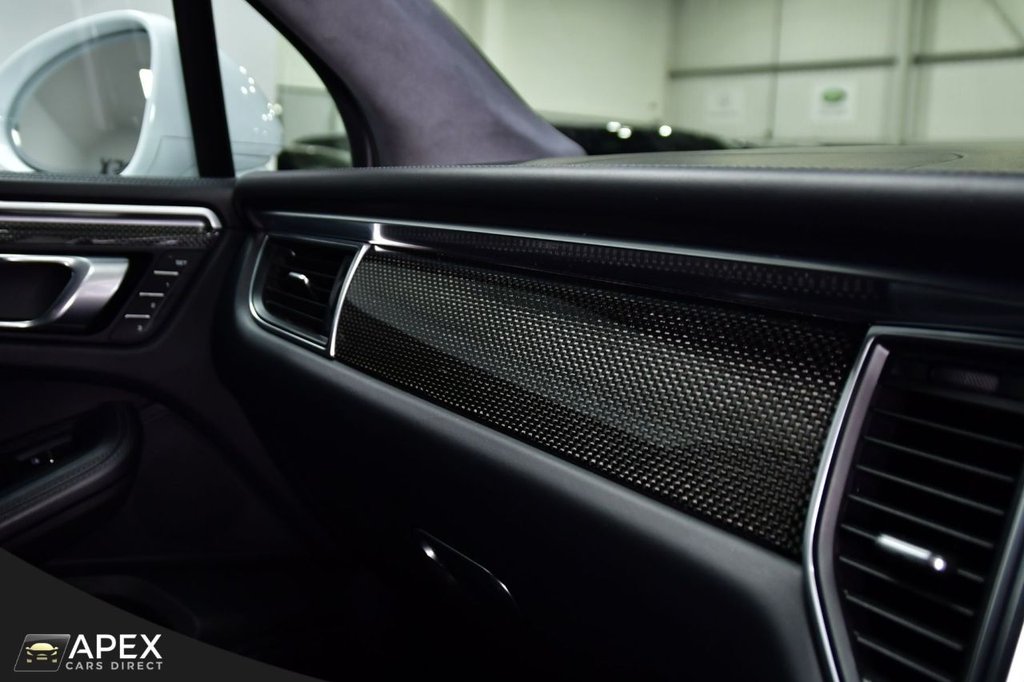 Used Porsche Macan 2018 for sale - 77188663: Photo 37