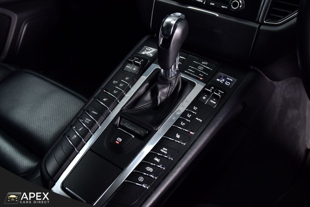 Used Porsche Macan 2018 for sale - 77188663: Photo 8