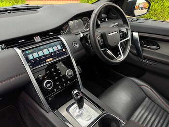 Used Land Rover Discovery Sport 2022 for sale - 76647173: Photo