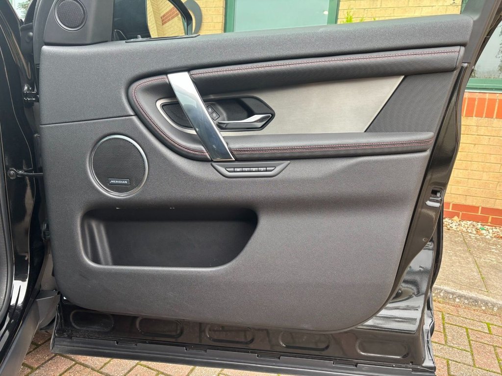 Used Land Rover Discovery Sport 2022 for sale - 76647173: Photo 38