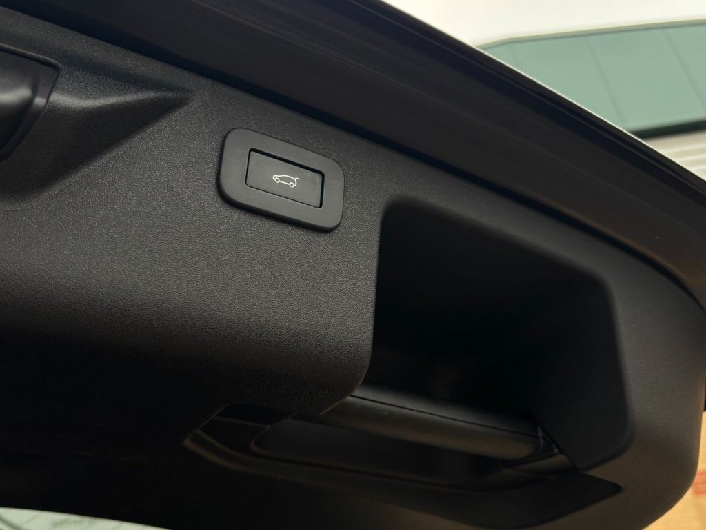 Used Land Rover Discovery Sport 2022 for sale - 76647173: Photo 49