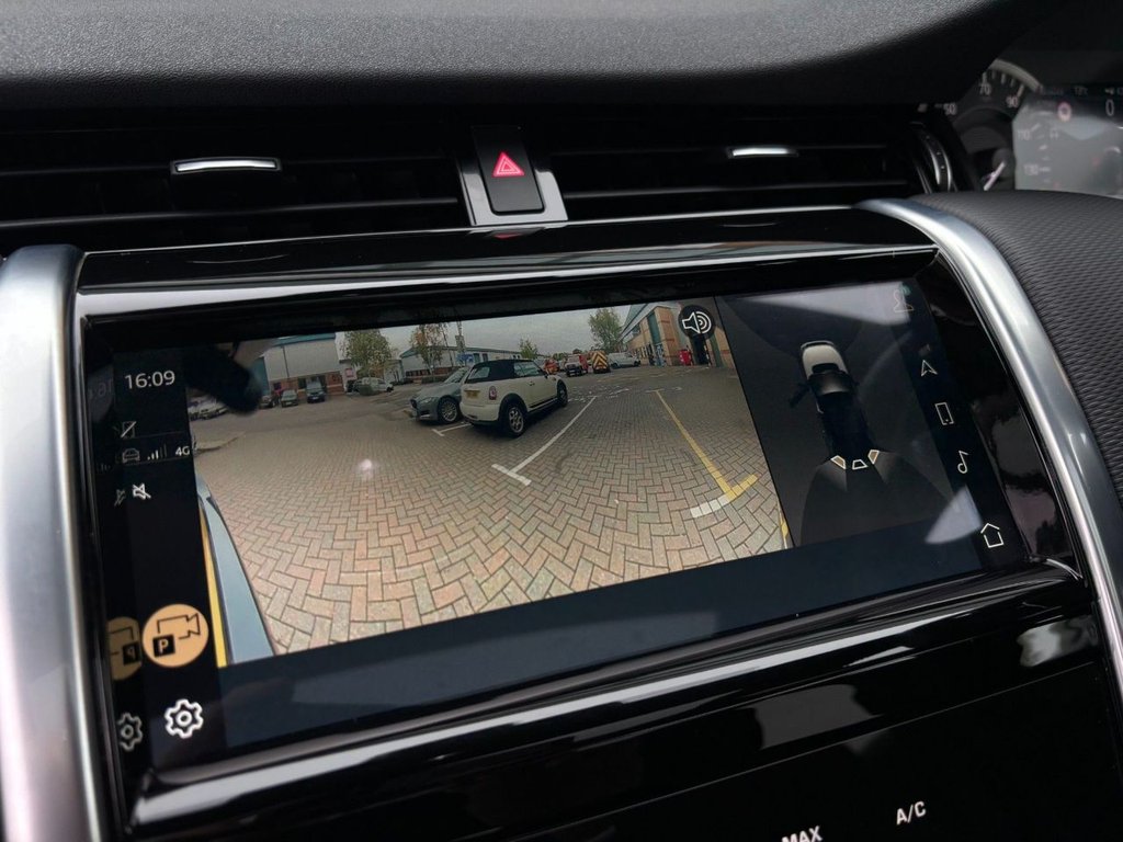 Used Land Rover Discovery Sport 2022 for sale - 76647173: Photo 9