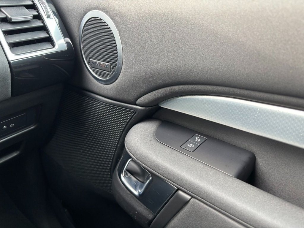 Used Land Rover Discovery 2020 for sale - 76647181: Photo 43