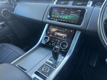 Used Land Rover Range Rover Sport 2021 for sale - 76647172: Photo