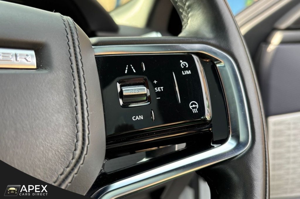 Used Land Rover Range Rover Velar 2021 for sale - 76883727: Photo 11