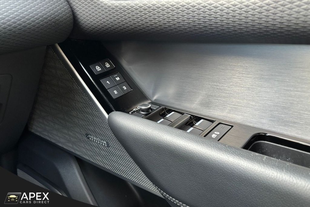 Used Land Rover Range Rover Velar 2021 for sale - 76883727: Photo 20