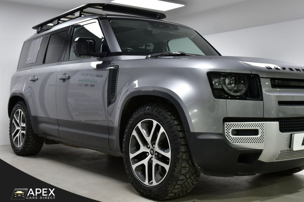 Used Land Rover Defender 2021 for sale - 76647174: Photo 15