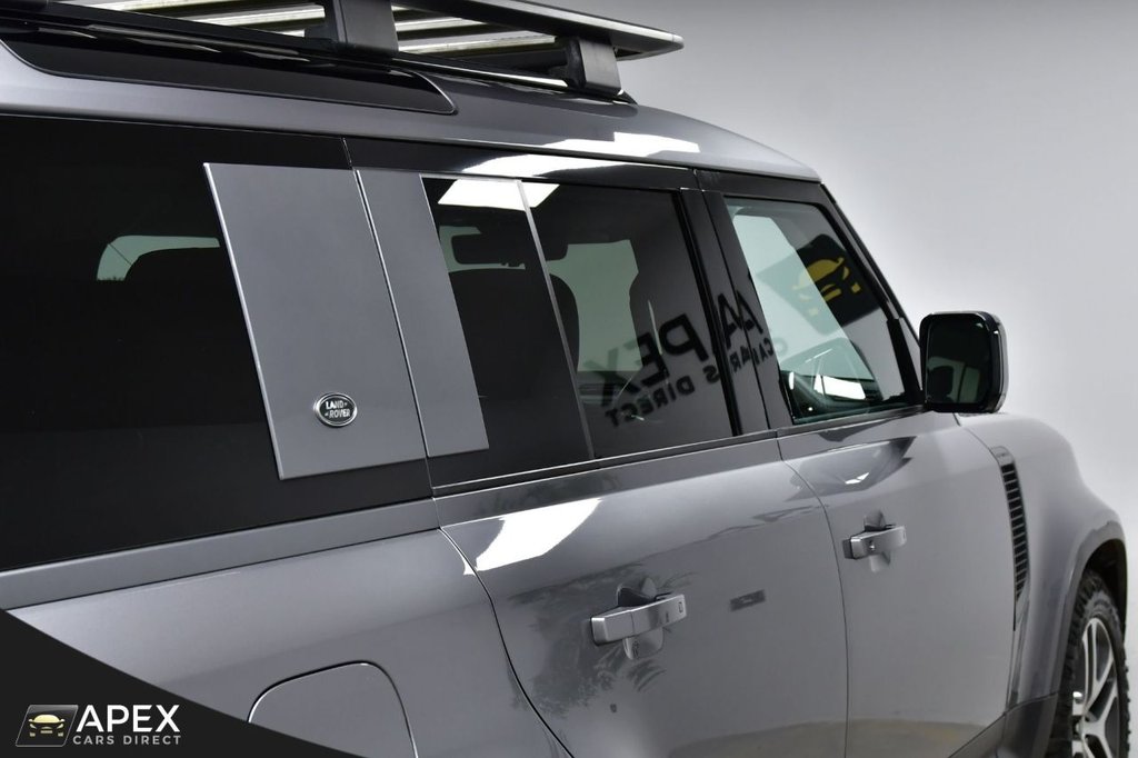 Used Land Rover Defender 2021 for sale - 76647174: Photo 24