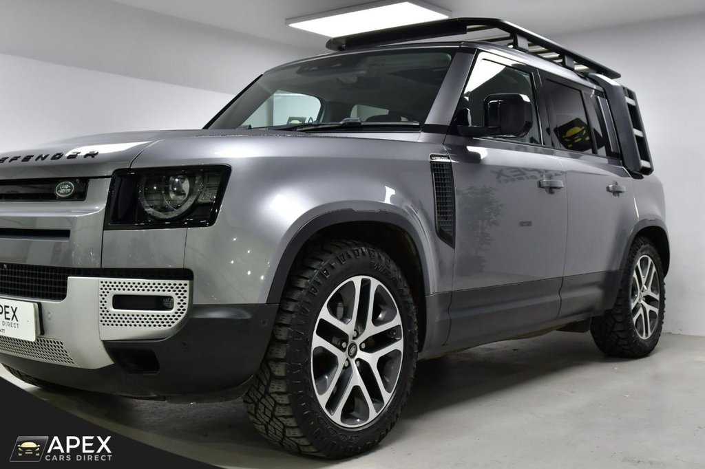 Used Land Rover Defender 2021 for sale - 76647174: Photo 3