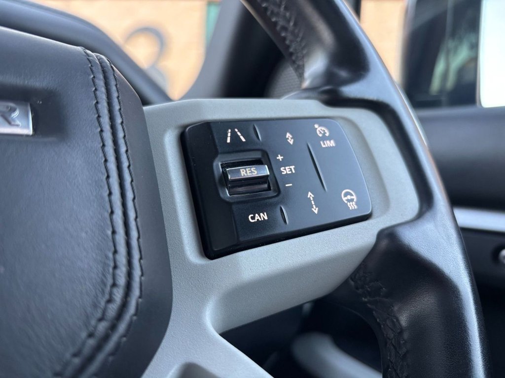 Used Land Rover Defender 2021 for sale - 76647174: Photo 35