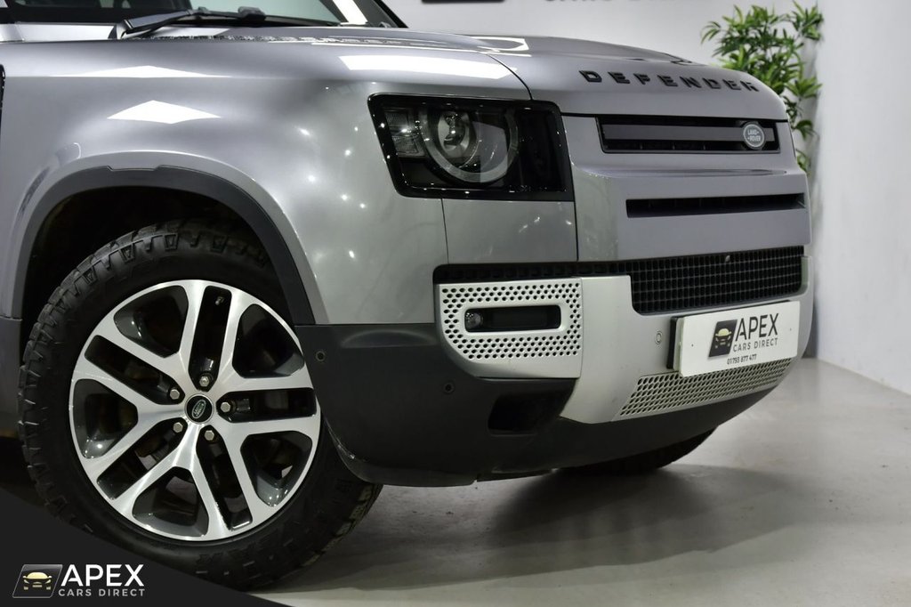 Used Land Rover Defender 2021 for sale - 76647174: Photo 41