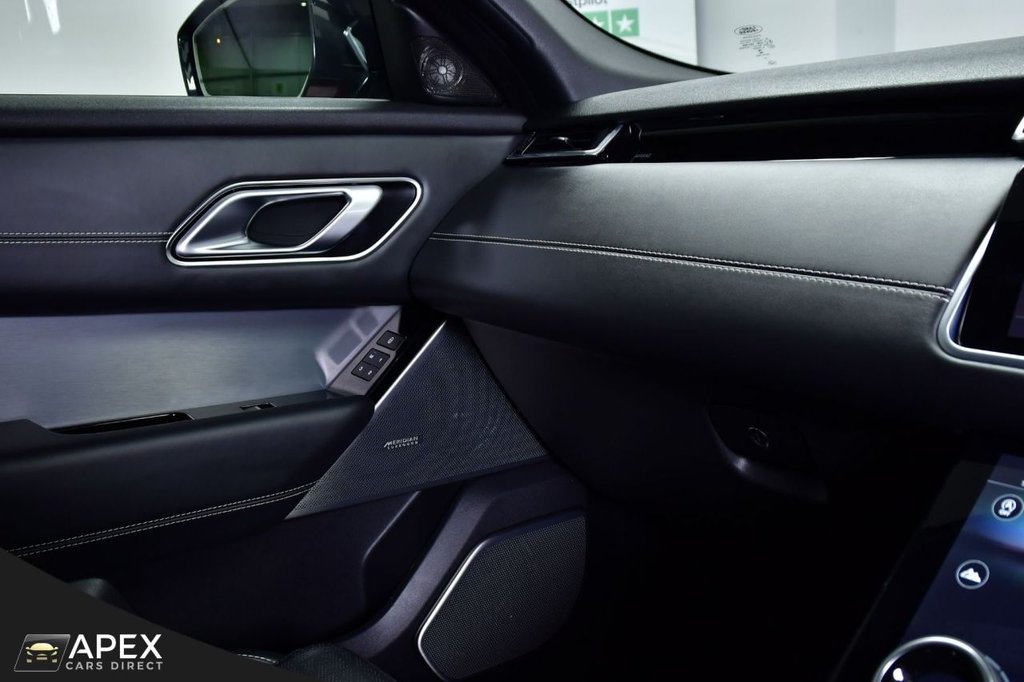 Used Land Rover Range Rover Velar 2019 for sale - 76783548: Photo 30