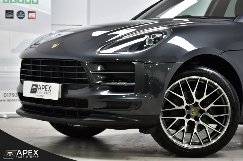 Used Porsche Macan 2020 for sale - 77038053: Photo 22