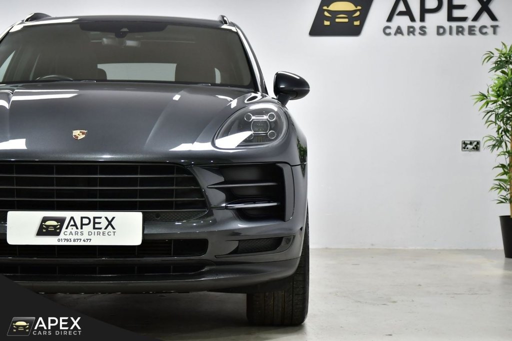 Used Porsche Macan 2020 for sale - 77038053: Photo 4