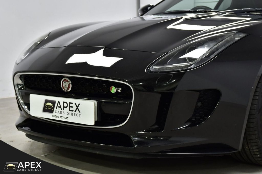 Used Jaguar F-Type 2016 for sale - 76910518: Photo 13