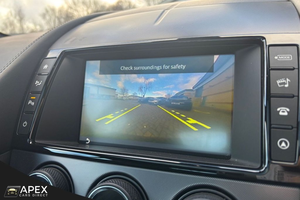 Used Jaguar F-Type 2016 for sale - 76910518: Photo 14