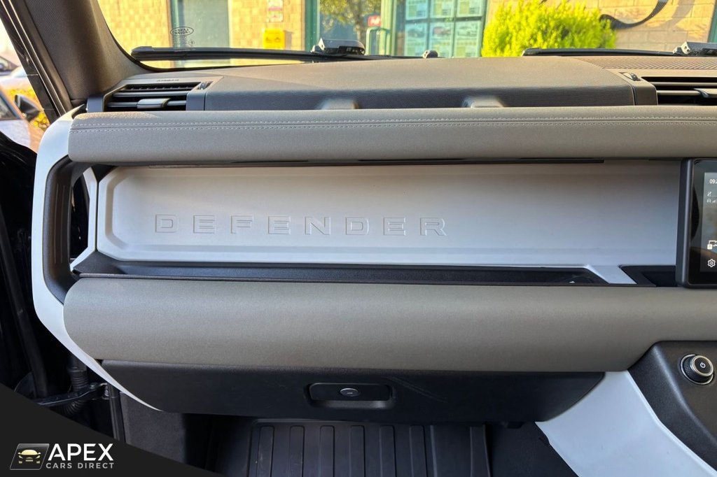 Used Land Rover Defender 2020 for sale - 76685949: Photo 41