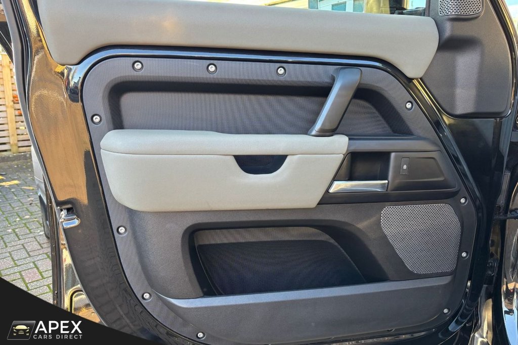 Used Land Rover Defender 2020 for sale - 76685949: Photo 45