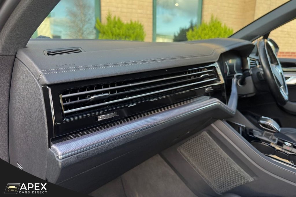 Used Volkswagen Touareg 2019 for sale - 77132972: Photo 39