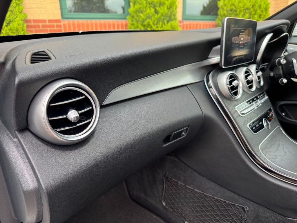 Used Mercedes-Benz C Class 2017 for sale - 76647170: Photo 31