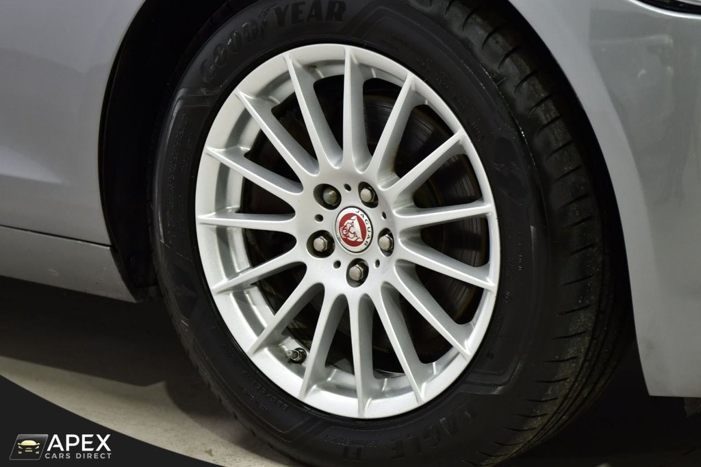 Used Jaguar XF 2019 for sale - 77355907: Photo 11