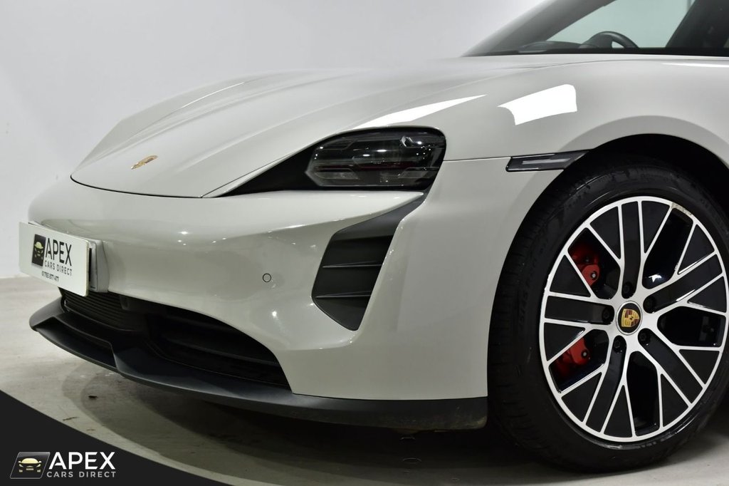 Used Porsche Taycan 2022 for sale - 77027091: Photo 14