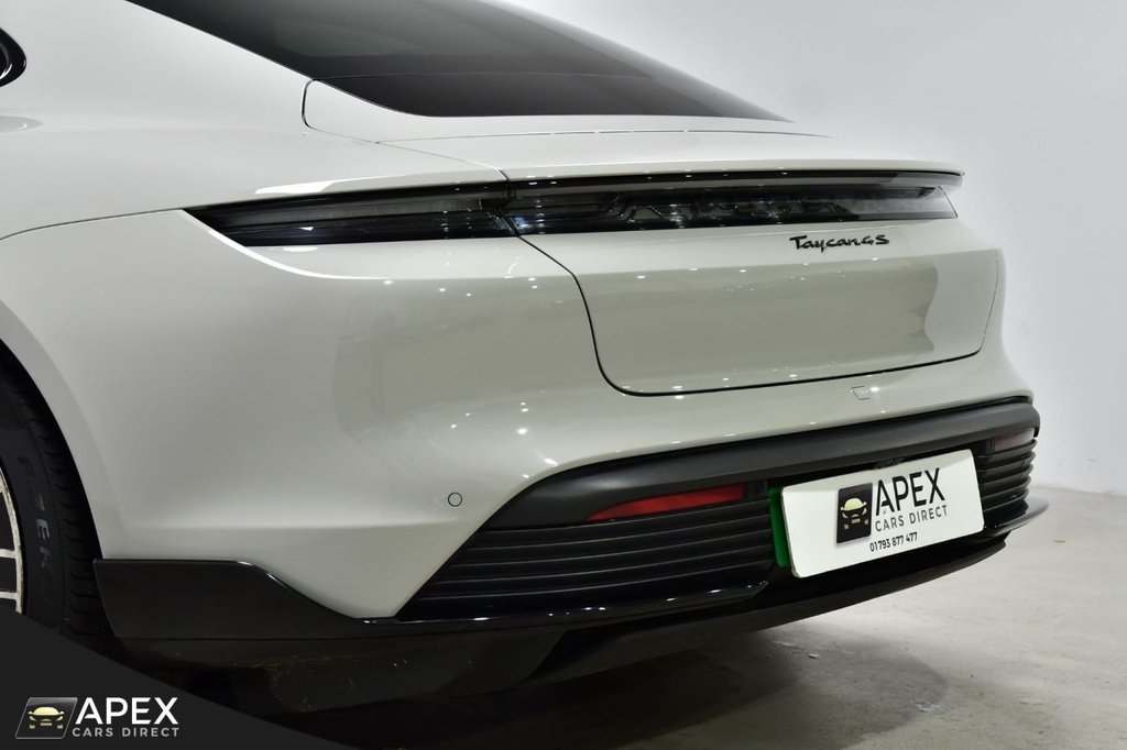 Used Porsche Taycan 2022 for sale - 77027091: Photo 24