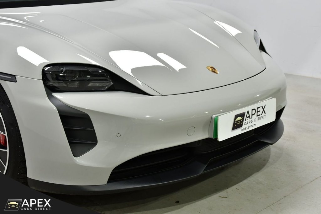 Used Porsche Taycan 2022 for sale - 77027091: Photo 4