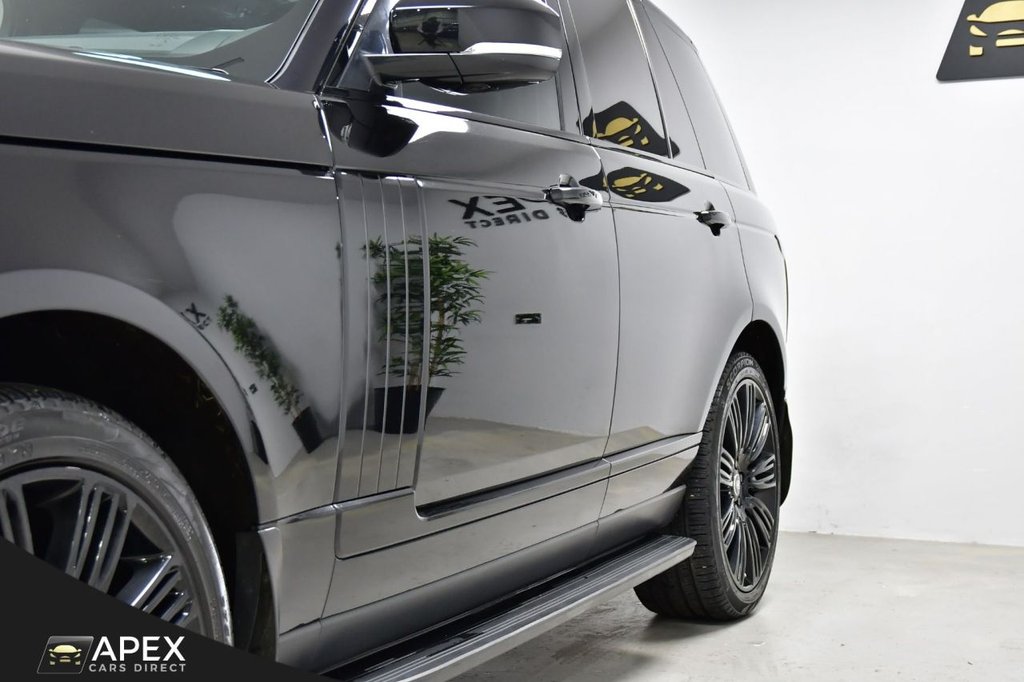 Used Land Rover Range Rover 2018 for sale - 76647179: Photo 11