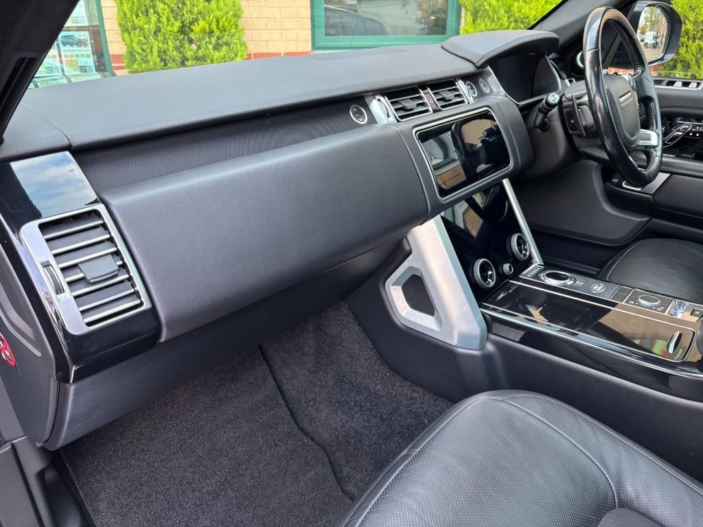 Used Land Rover Range Rover 2018 for sale - 76647179: Photo 34