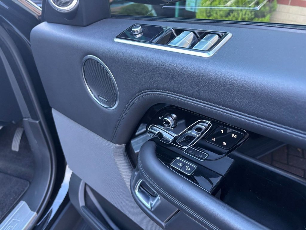 Used Land Rover Range Rover 2018 for sale - 76647179: Photo 46