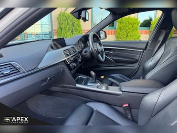 Used BMW 3 Series 2017 for sale - 77080333: Photo