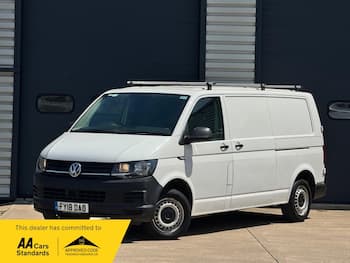 Used Volkswagen Transporter 2018 for sale - 79755660: Photo